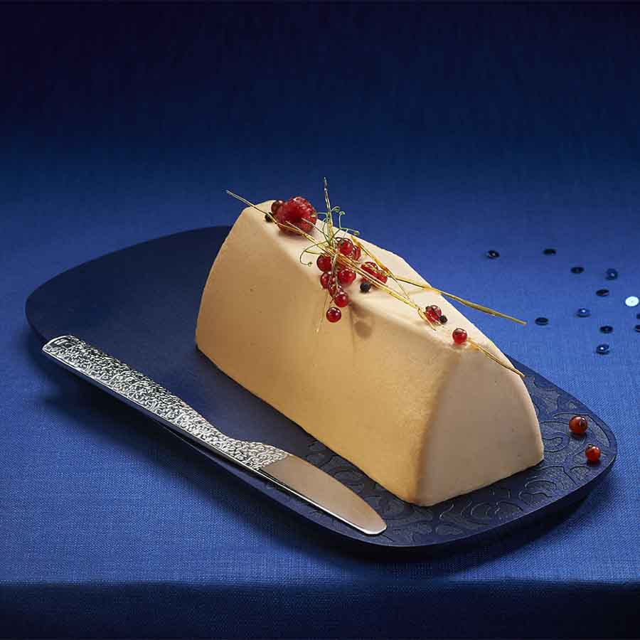 Buche de foie gras de canard aux fruits rouges