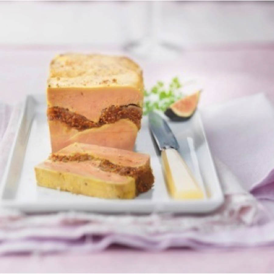 Terrine de foie gras aux figues et muscat